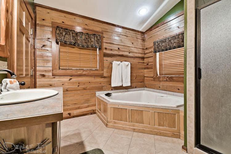 Secluded Cabin In The Woods! 1 Story Eureka Springs Exterior foto
